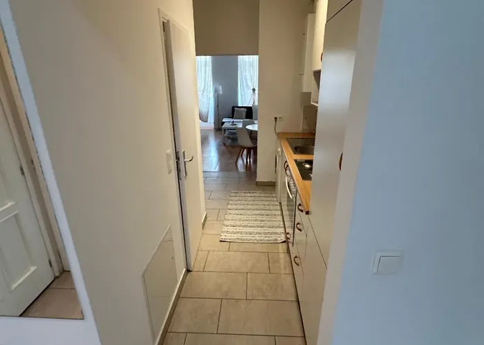 Cozy Ground Floor Near U6 Easy Access To Center Daire Viyana